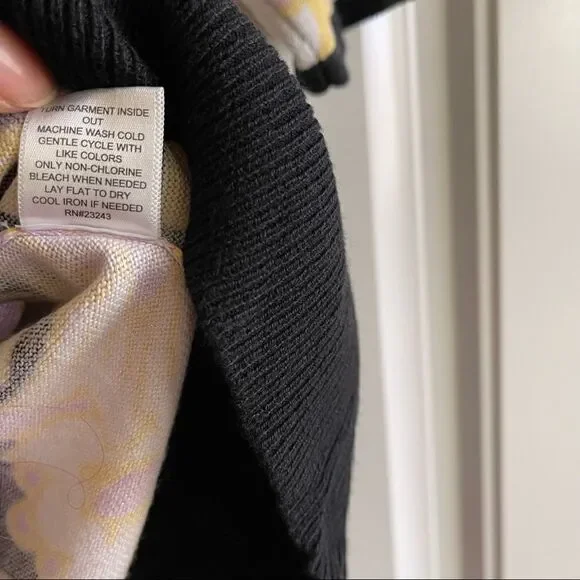 2/$22 New York & Company Floral Short Sleeve Sweater; SZ XS; BNWT - Picture 7 of 7